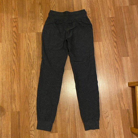 Lululemon Ready to Rulu Pants - Picture 5 of 7